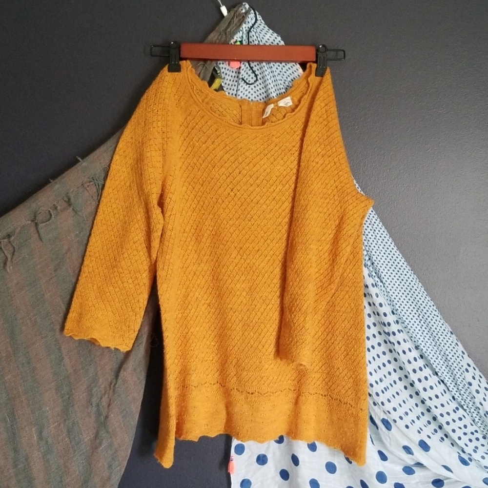 •moth• brand lightweight sweater